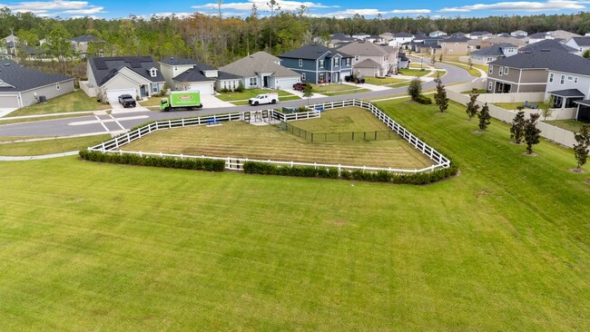 Building Photo - 613 Lancewood Ct