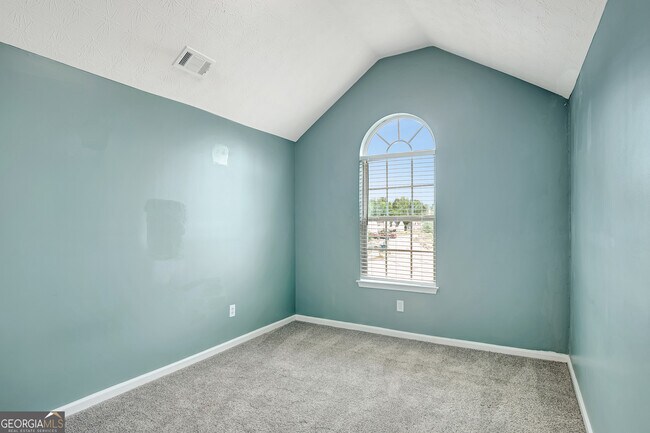 Building Photo - 1118 Quail Hunt Dr