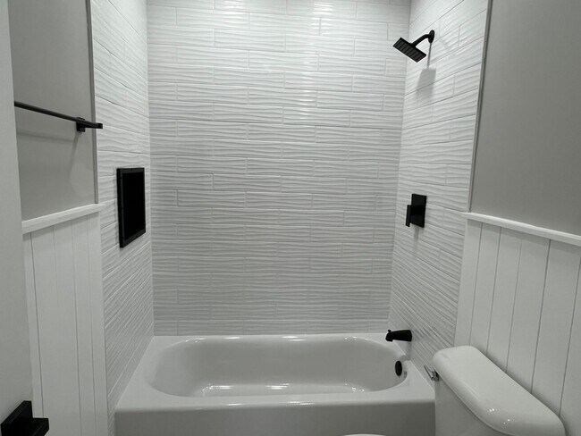 Building Photo - Remodeled Home with Excellent Location and Privacy - The Traditions