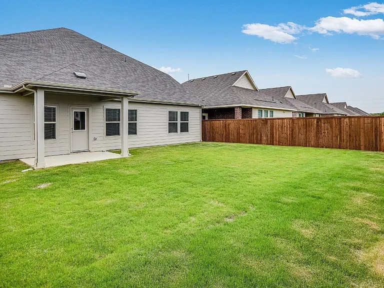 Building Photo - 3416 Kingsview Dr