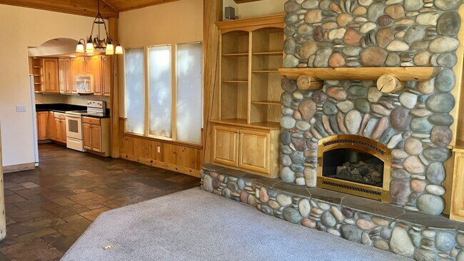 Building Photo - Large home with garage and fenced backyard