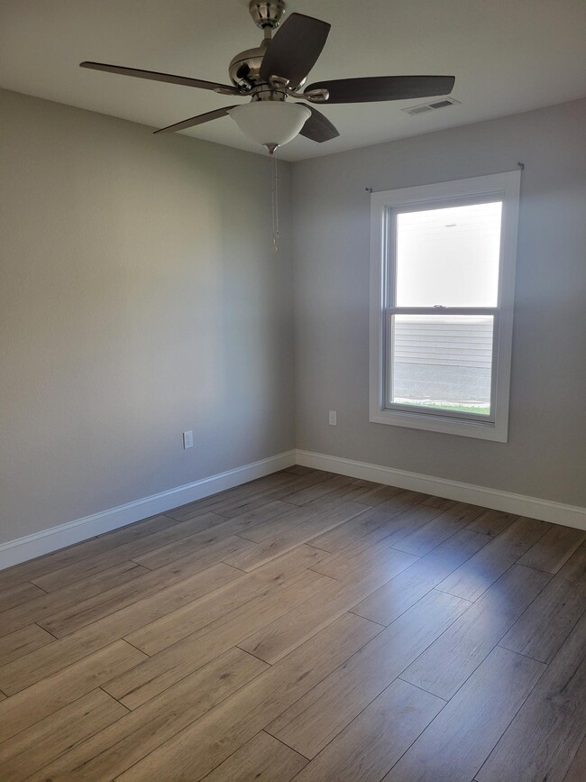 Building Photo - 2707 Cook Rd