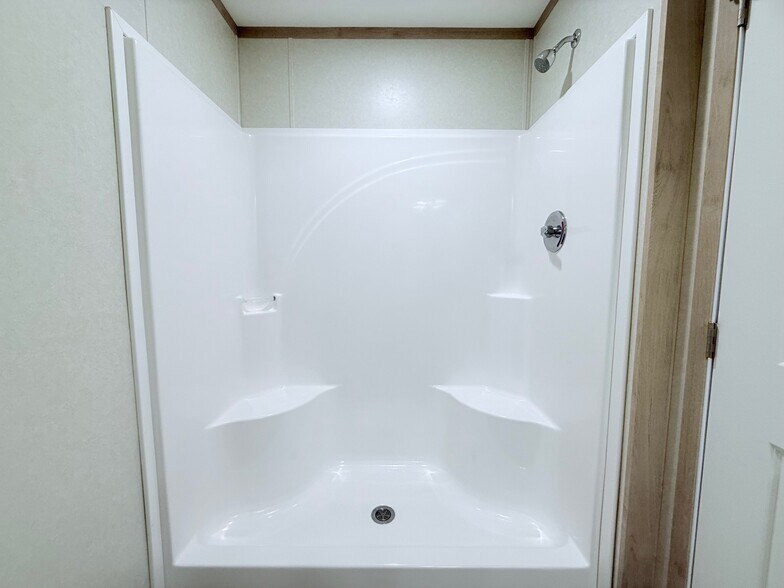 Building Photo - 52758 S Yorktown Ct