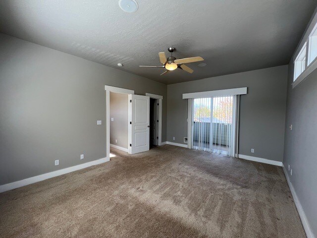 Building Photo - 2 Bed 2 Bath in Boise!