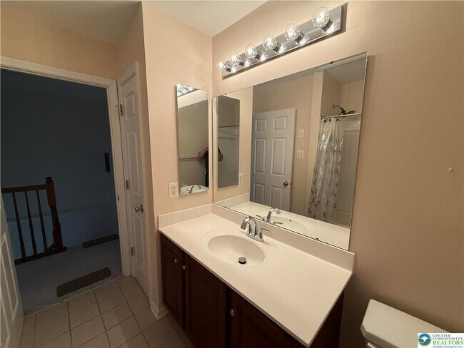 Building Photo - 4539 Jasmine Dr