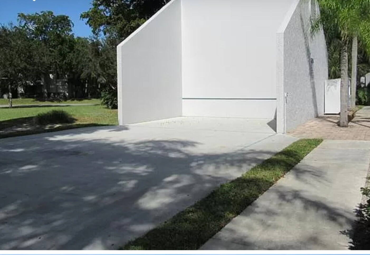 Building Photo - 721 Lyons Rd