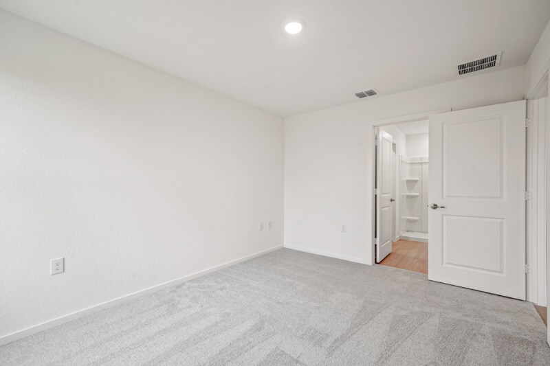 Building Photo - 3911 bates Pl