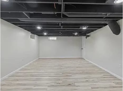 Building Photo - 3833 S 58th St
