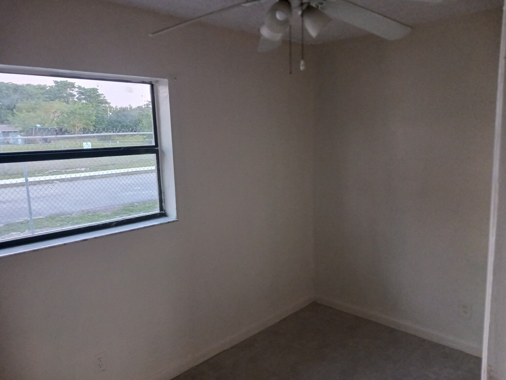 Building Photo - 2000 NW 27th St