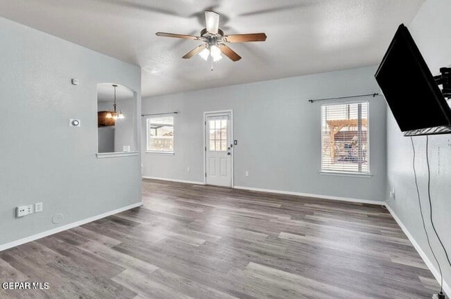 Building Photo - 12879 Hidden Grove Dr