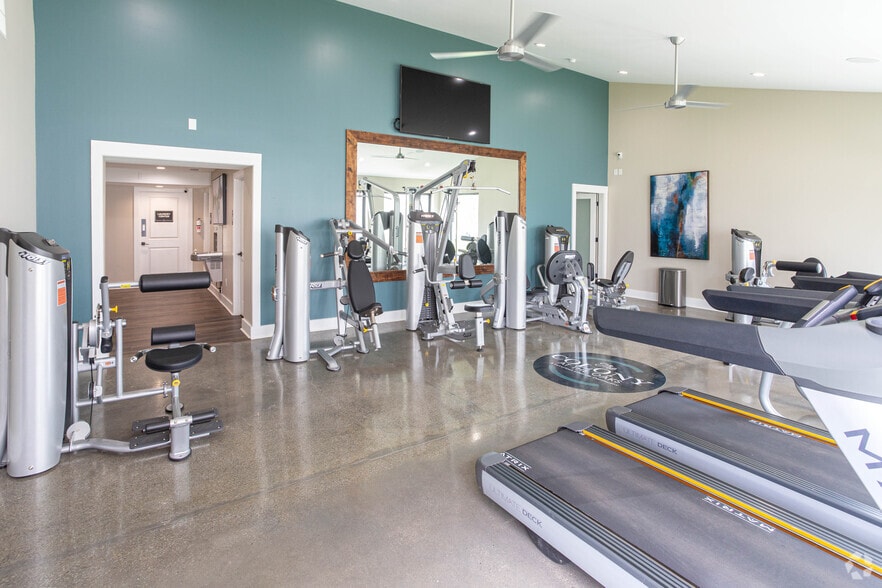 Primary Photo - The Colony at the Oaks