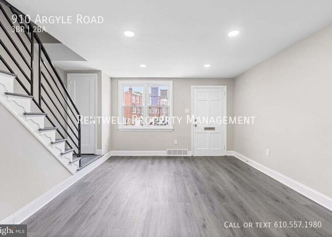 Building Photo - 910 Argyle Rd