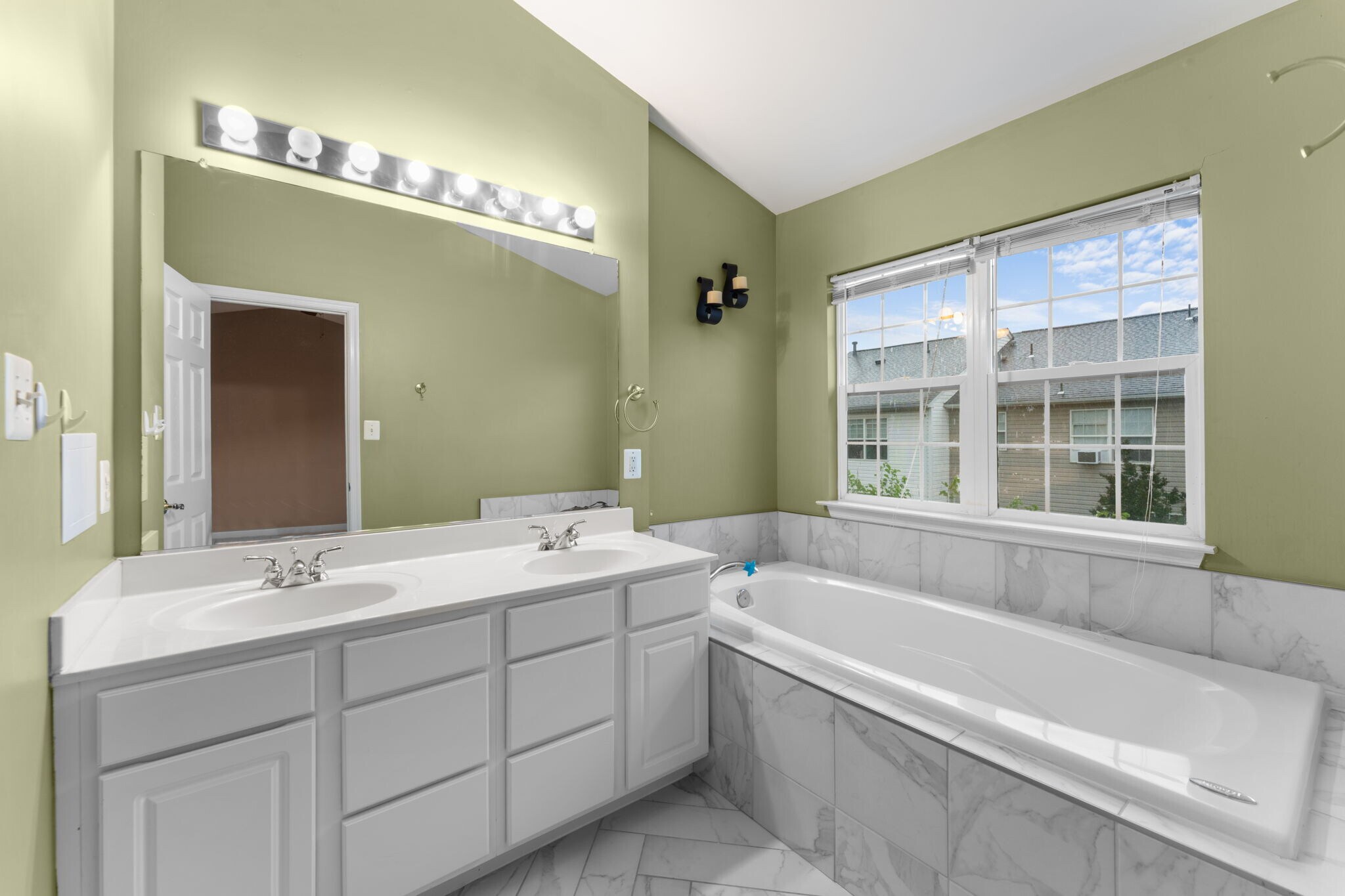 Building Photo - 21779 Goose Cross Ter