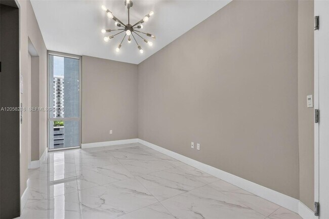 Building Photo - 16385 Biscayne Blvd