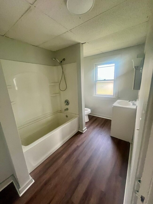 Building Photo - Canton 3 Bedroom - Single Family Home