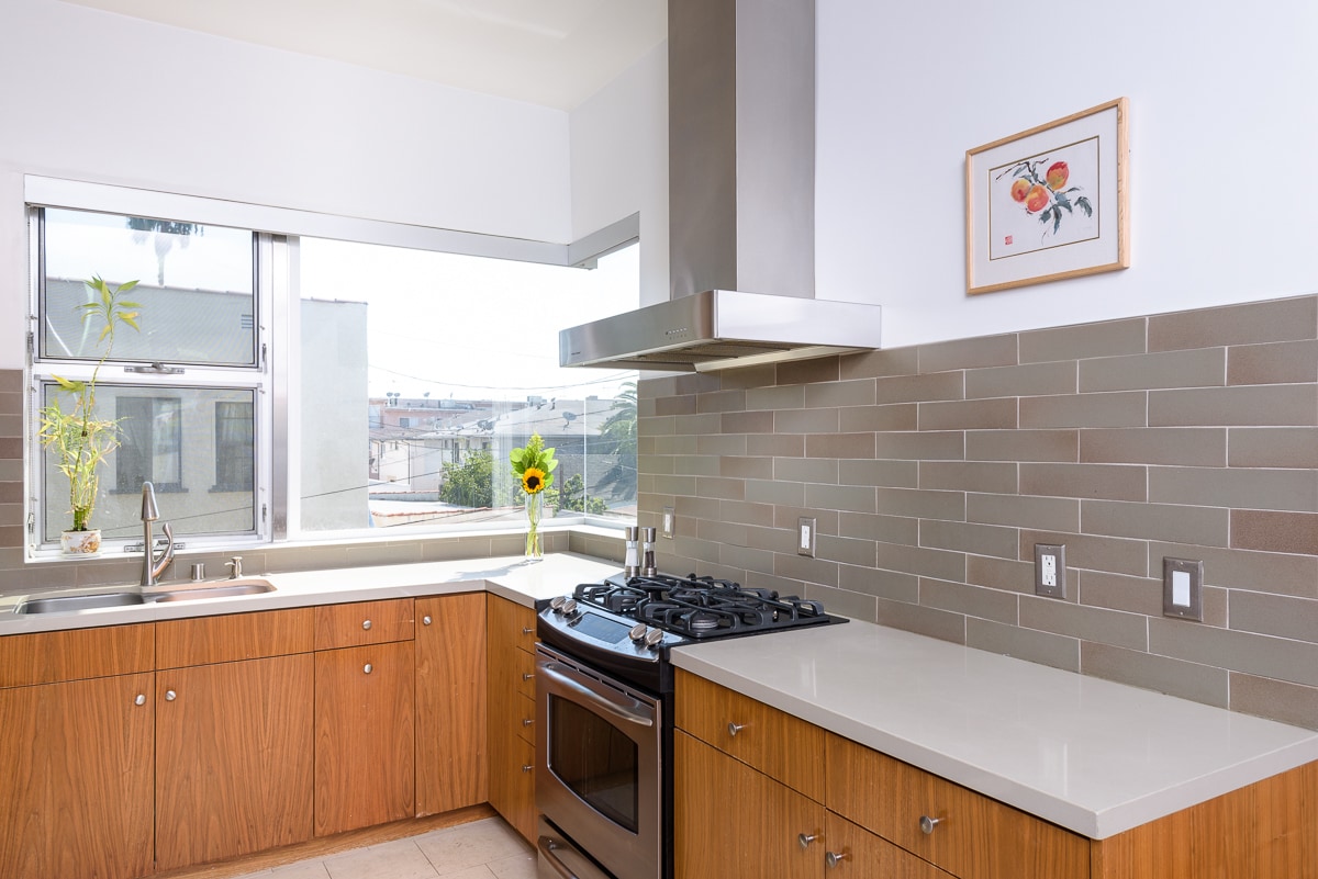 Building Photo - 1513 S Orange Grove Ave