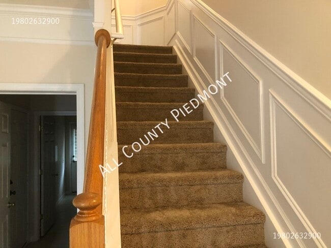 Building Photo - 10331 Winslet Dr