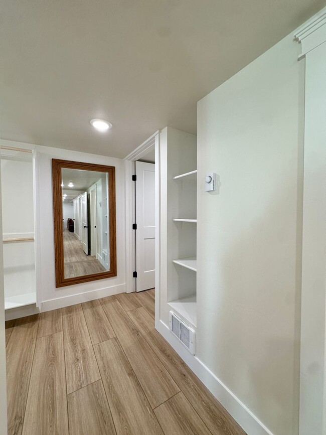 Building Photo - RR 156 Duplex