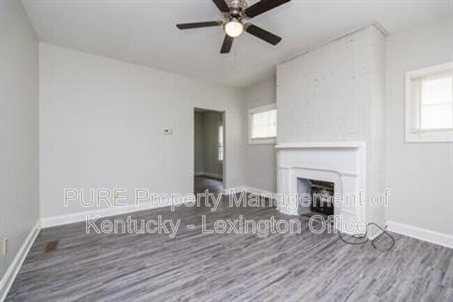 Building Photo - 3 Dogwood Ln