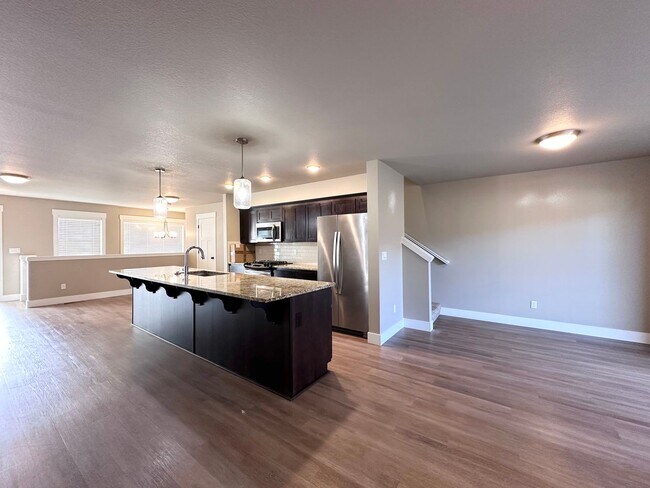 Building Photo - LUXURY TOWNHOUSE; 2 CAR GARAGE, BONUS ROOM...