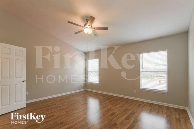 Building Photo - 13365 Kimberlite Dr