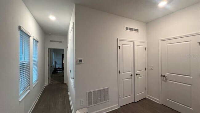 Building Photo - 11701 Language Wy