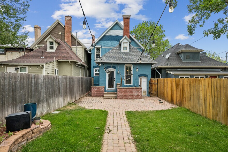 Building Photo - 2658 N Williams St