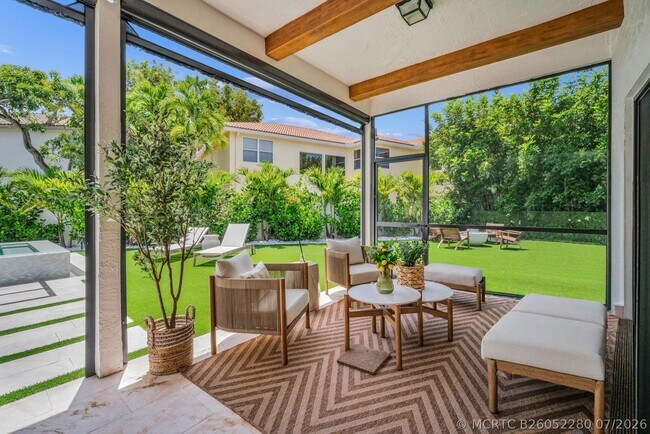 Building Photo - 10852 La Salinas Cir