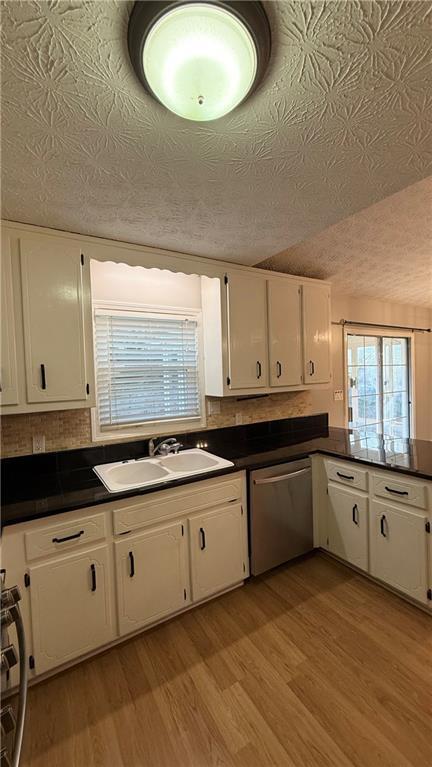 Building Photo - 2830 Pine Meadow Dr