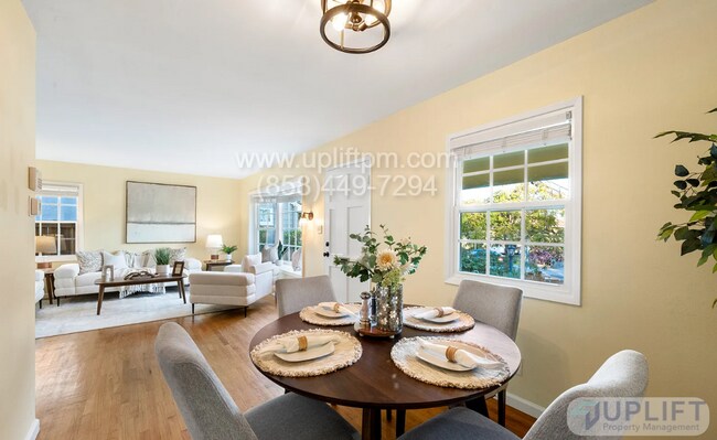 Building Photo - Charming 3-Bedroom Home with Bonus Living ...