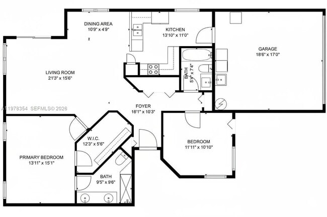 Building Photo - 2704 Pinewood Ct