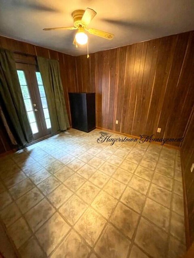 Building Photo - Smithsburg Single Family Home