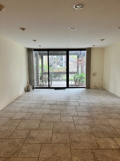 Living Room - 7740 Redlands St