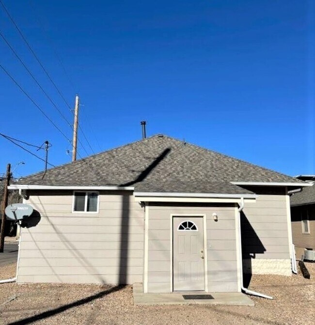 Building Photo - LEASING! Available NOW!