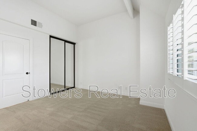 Building Photo - 500 Churchill Downs Ct