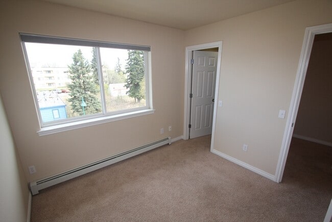Building Photo - 2 Bedroom Condo near Downtown Anchorage!