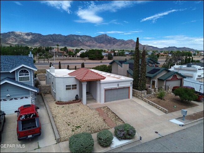 Building Photo - 11109 Loma Grande Dr