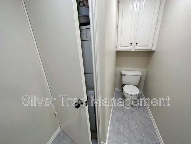 Building Photo - 4405 Bowser Ave