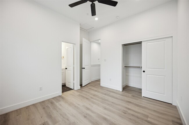 Building Photo - 4602 Indie Hts Ln