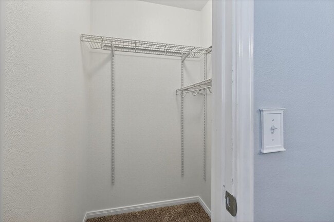 Building Photo - 2110 Encino Dr