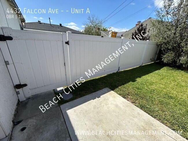 Building Photo - 4432 Falcon Ave