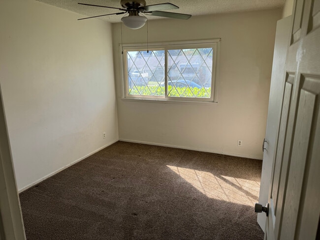 Building Photo - 19859 Gresham St