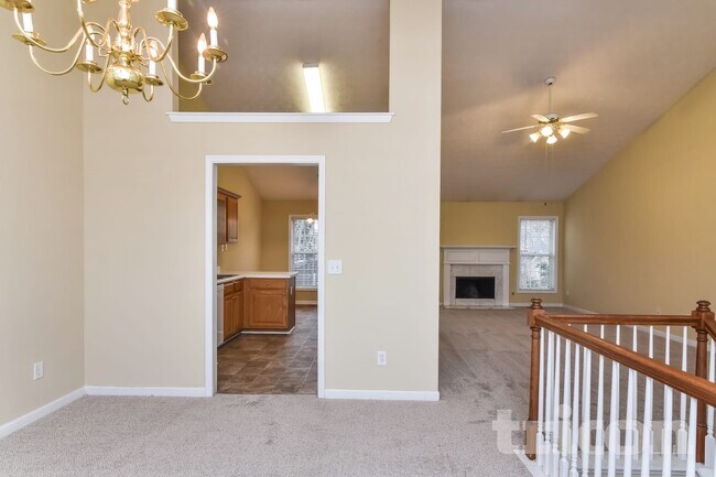 Building Photo - 4019 McDowell Dr