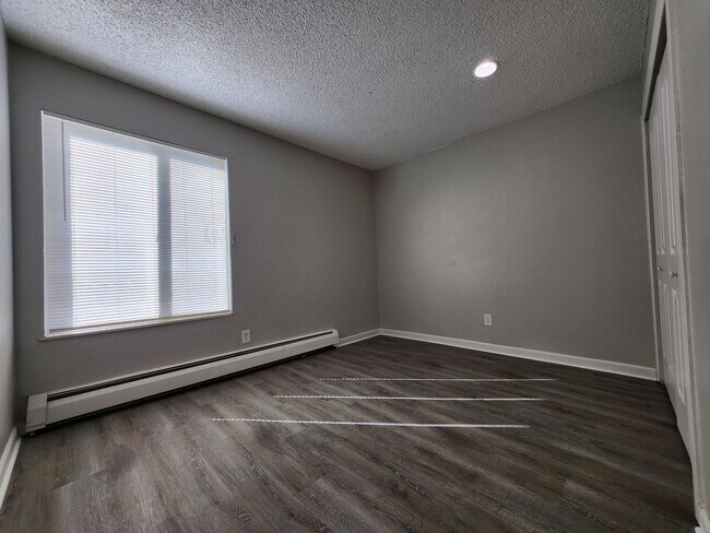 Building Photo - 4615 Picturesque Ct