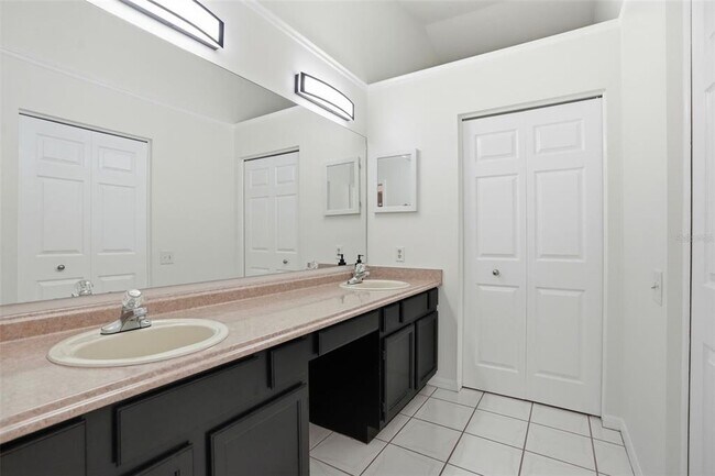 Building Photo - 14305 Tennyson Dr