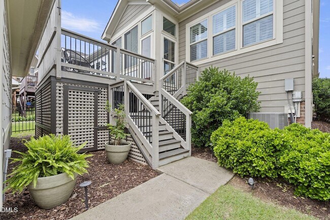 Building Photo - 2081 Great Ridge Pkwy