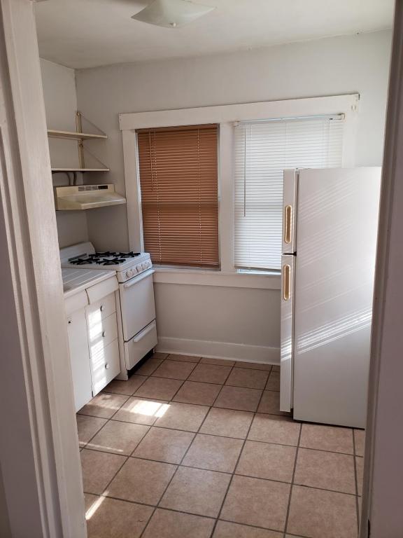 Building Photo - 1202 Jackson Ave