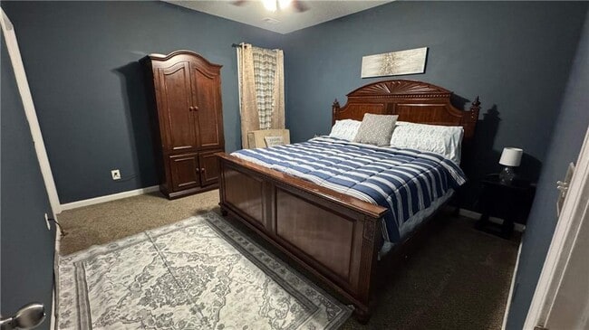 Building Photo - 180 Village Green Ct SW