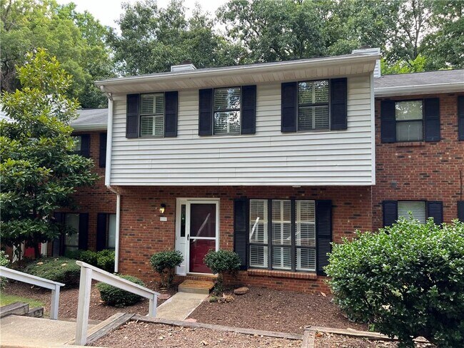 Building Photo - 2380 Newport Landing