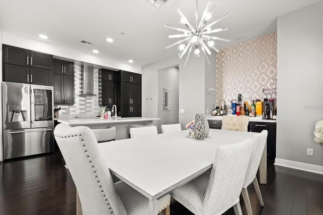 Building Photo - 520 Lanark Ct